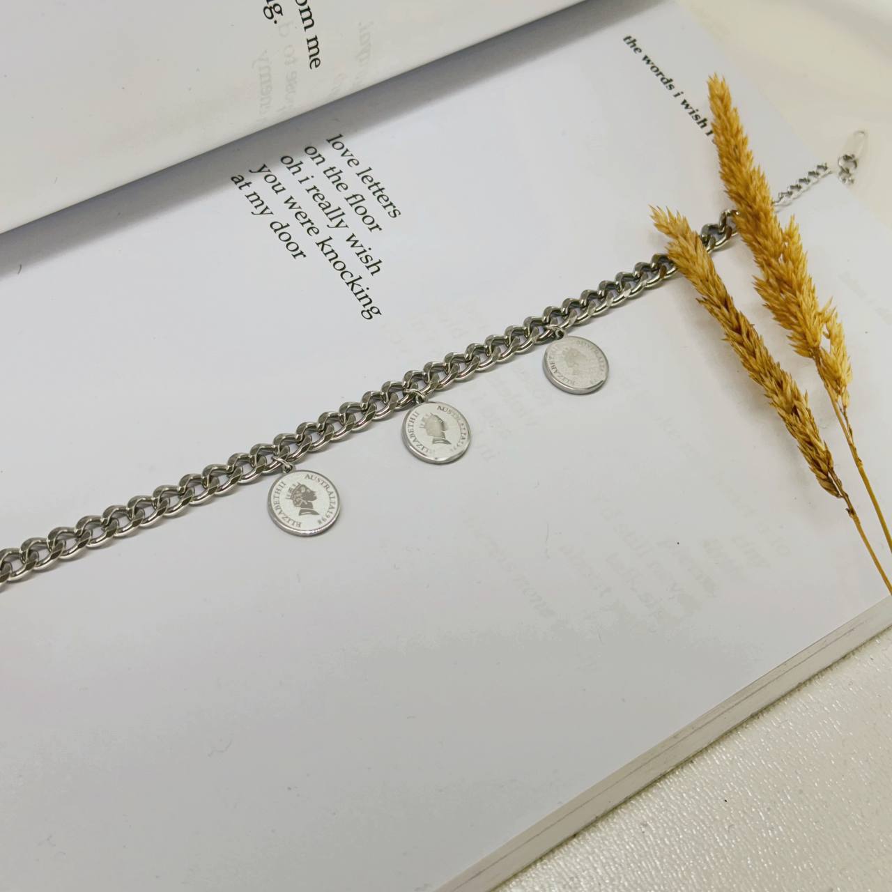 دستبند الیزابت نقره ای