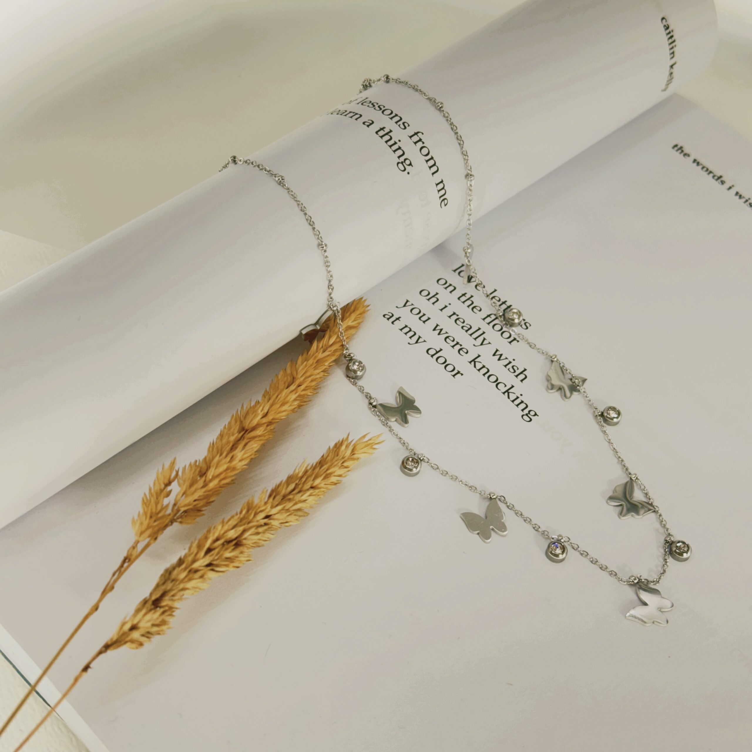 گردنبند آرامیس