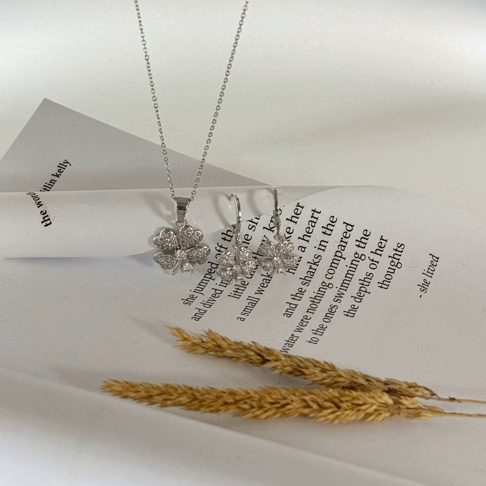 نیم ست جواهری شبدر درخشان