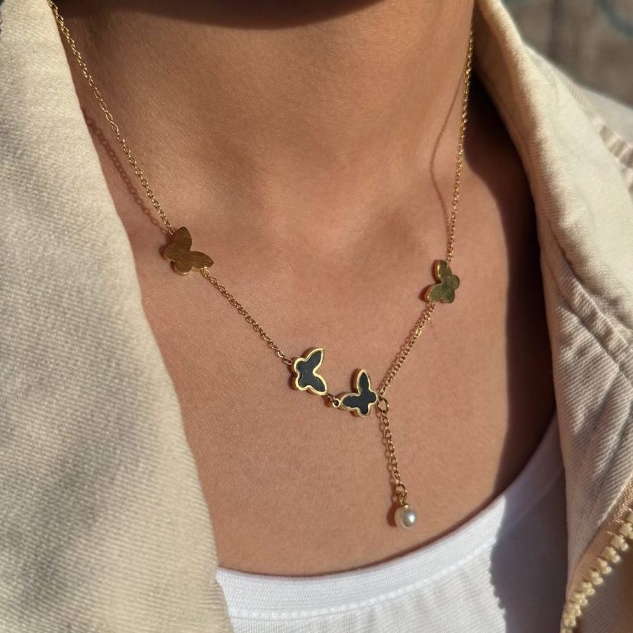 گردنبند رویای پروانه طلایی